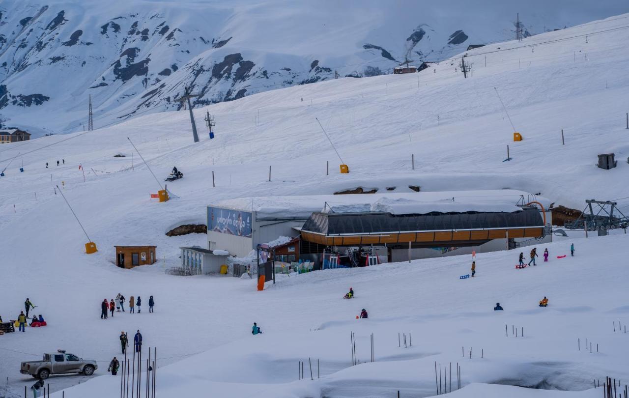 Snow Gudauri Apartment ภายนอก รูปภาพ